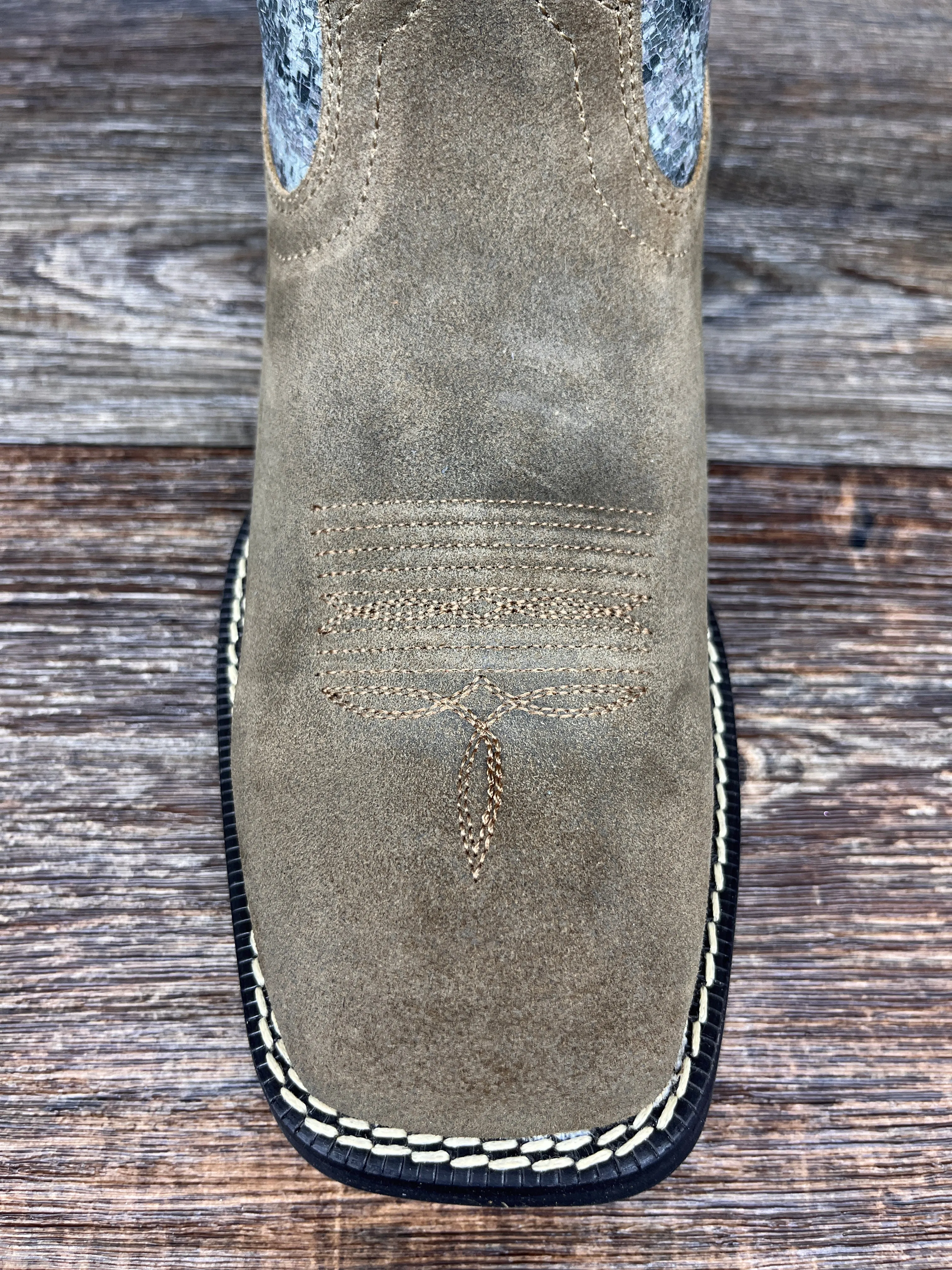 10042405 Men's Flying Proud Square Toe Western Boot by Ariat