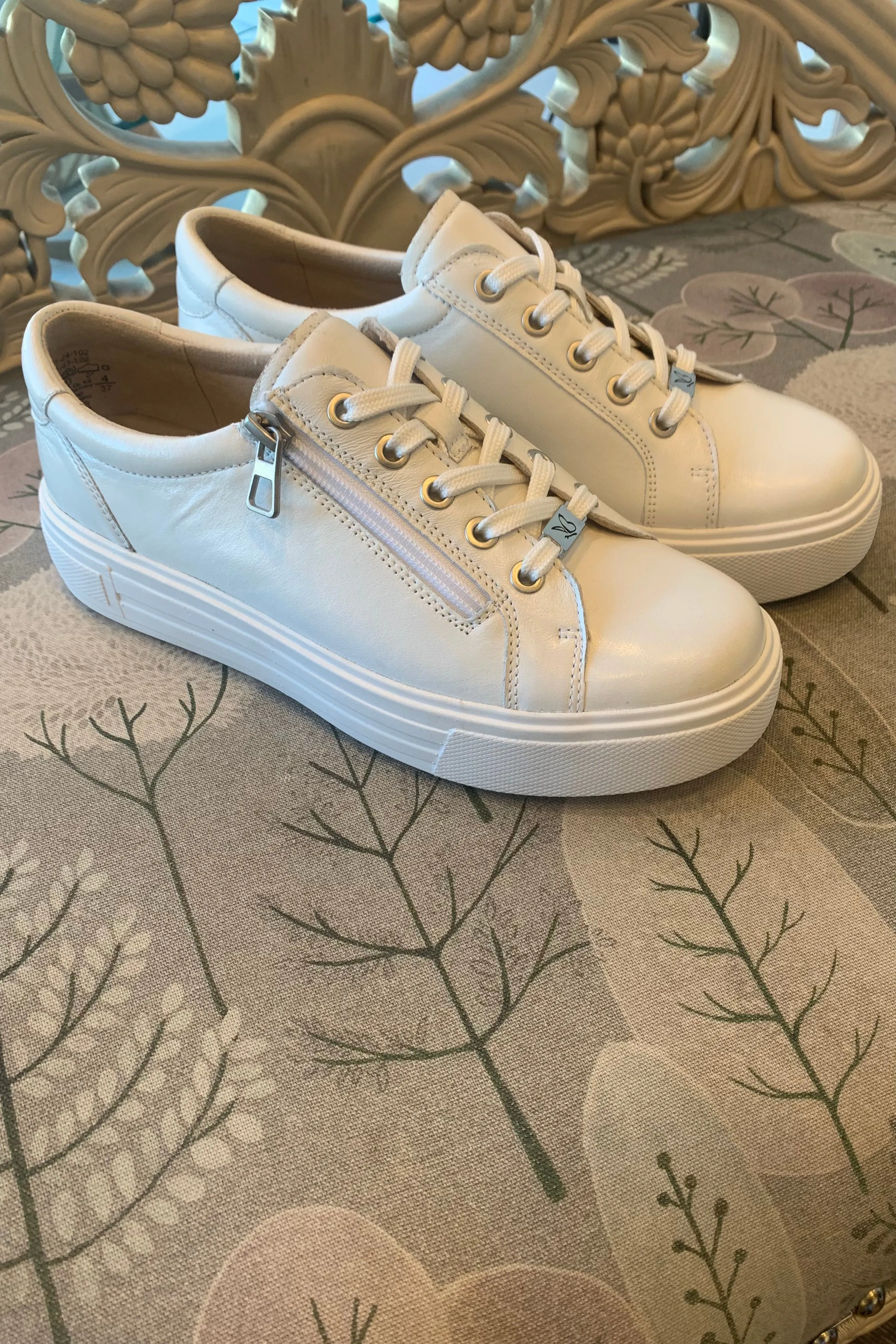 Caprice Platform Zip Leather Trainer