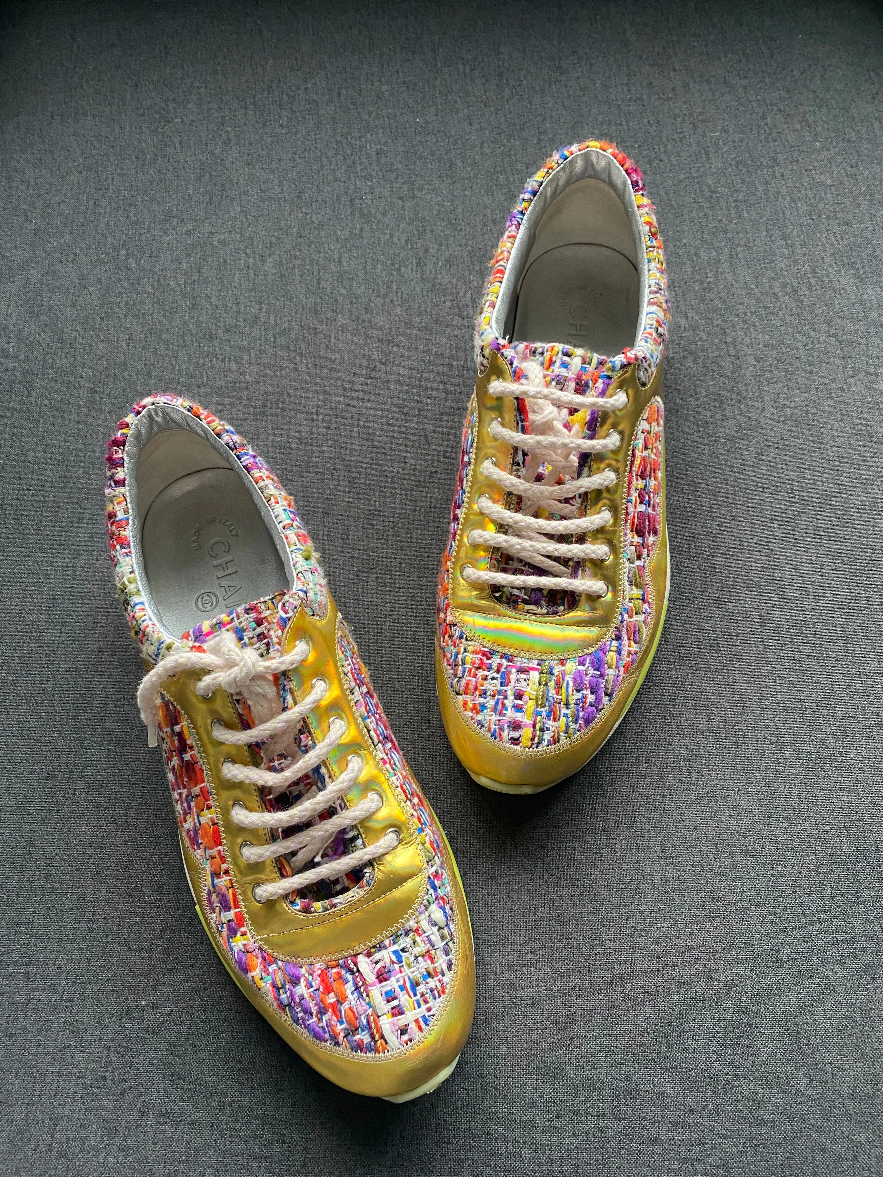 Chanel Tweed/Gold size 39.5 trainers - AWC1991