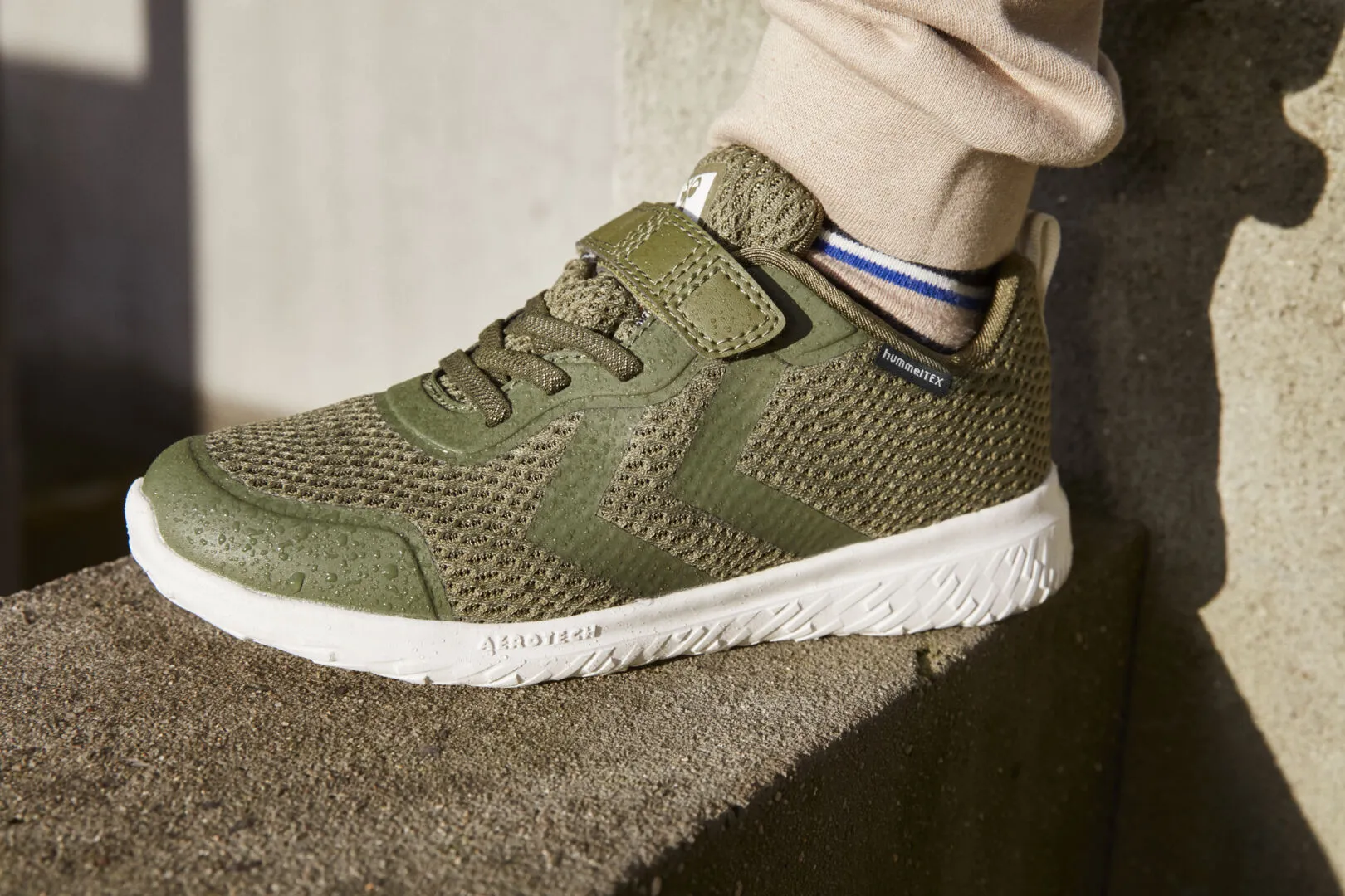 Hummel Kids Trainers | Waterproof Actus | Olive