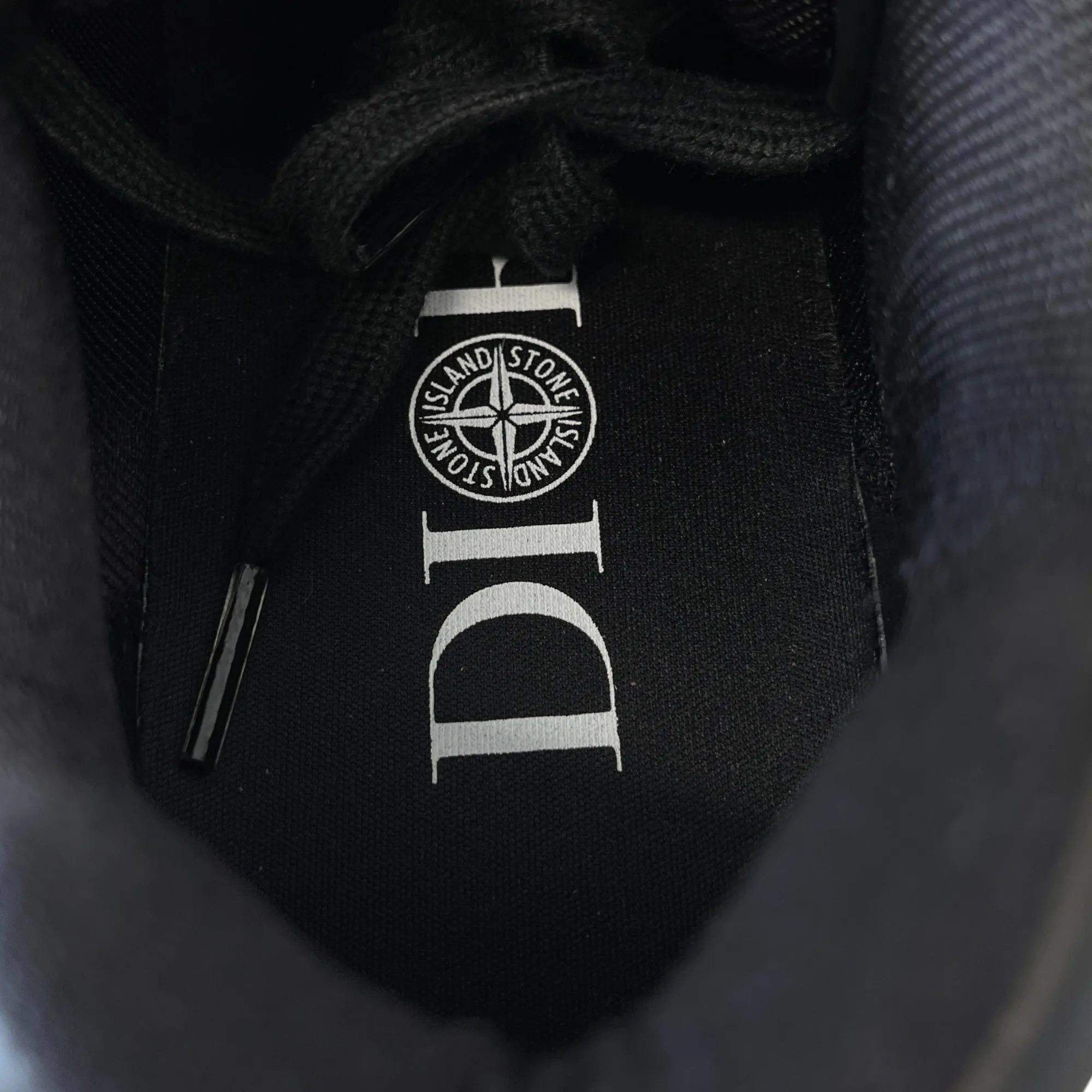 Men's B57 X Stone Island Low Trainers Black Size EU 44 / UK 10