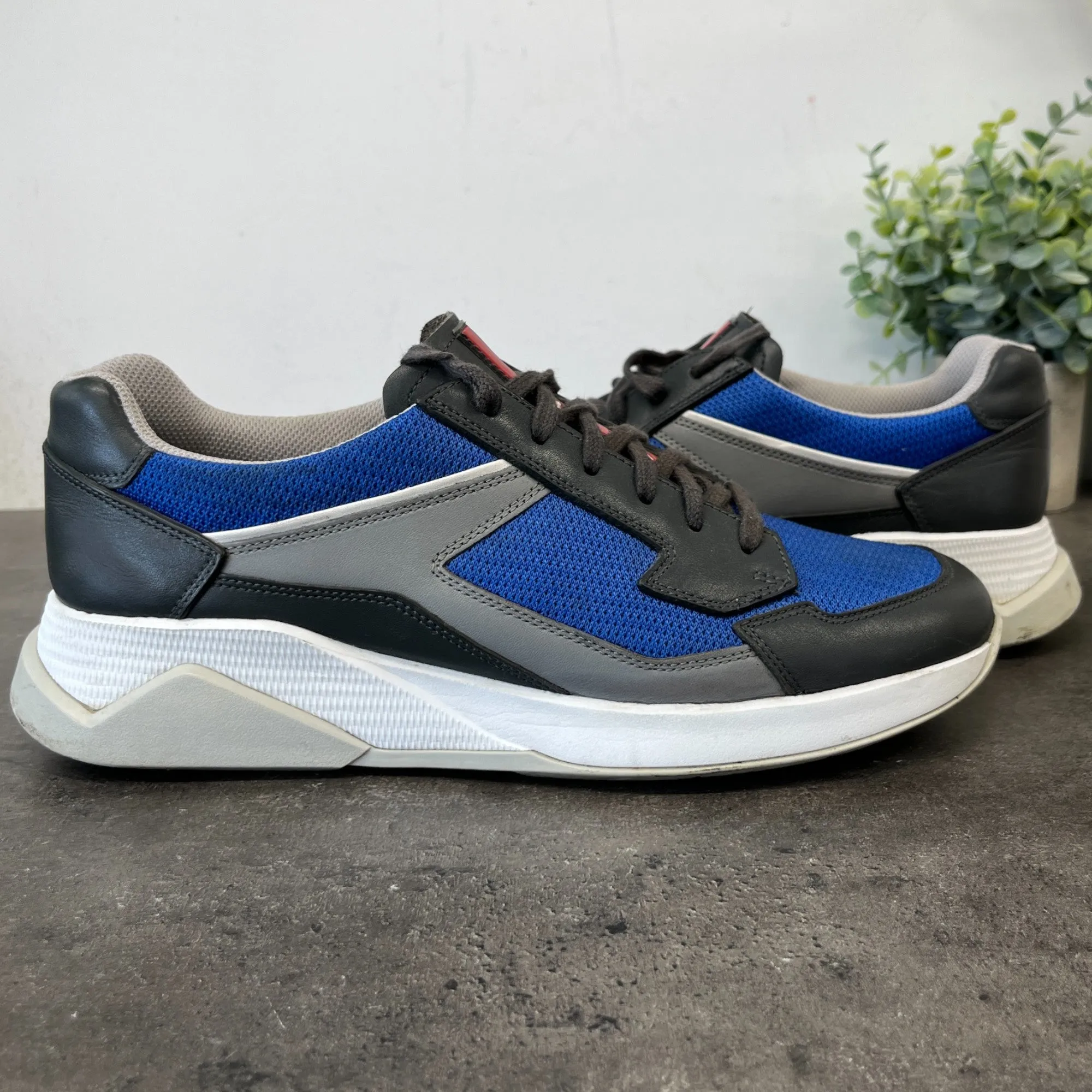 Men's Hogan Low Trainers Blue Size EU 41 / UK 7