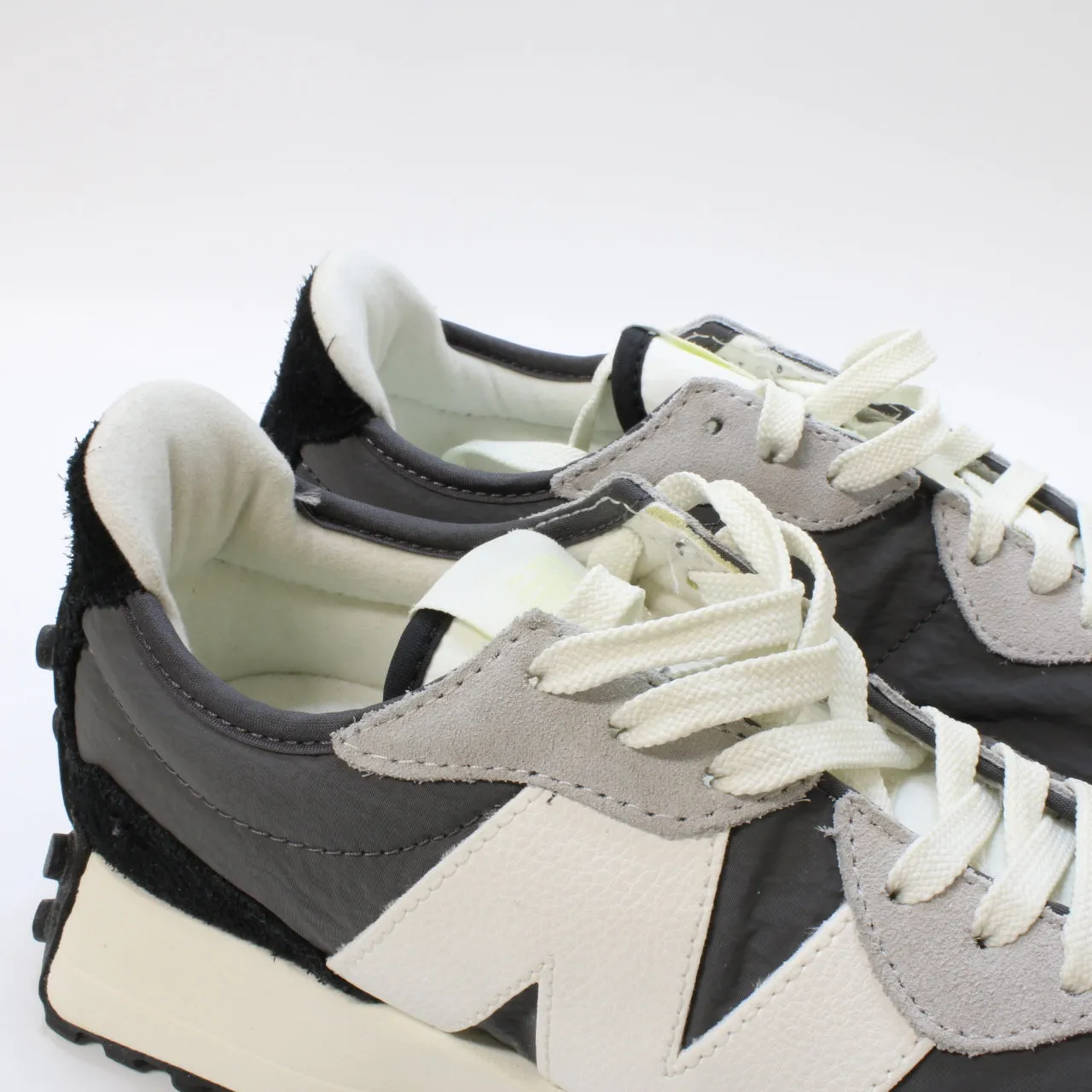 New Balance 327 Magnet Uk Size 5