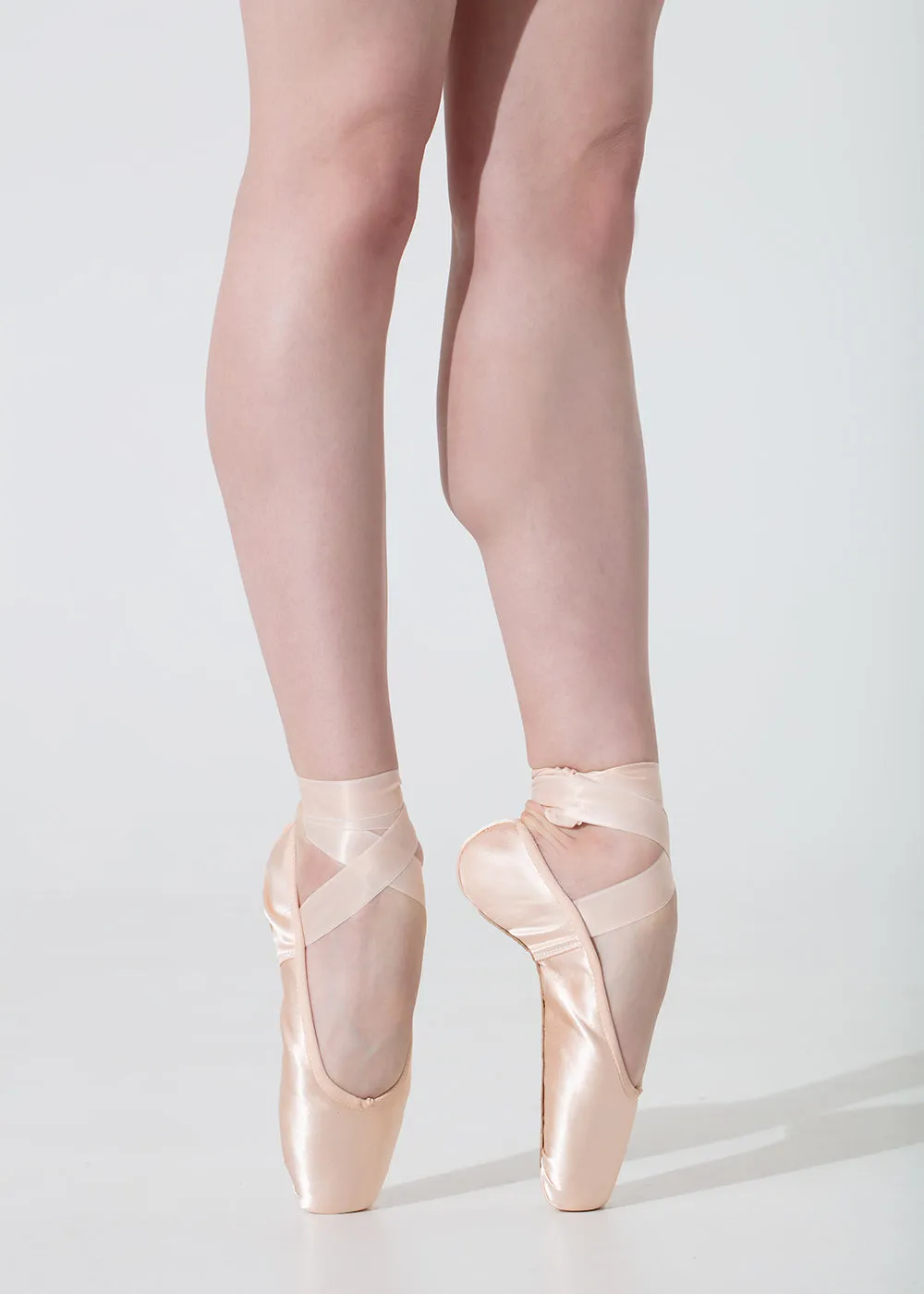 Triumph Pointe Shoes